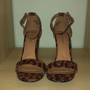 NEW LEOPARD PRINT HEELS